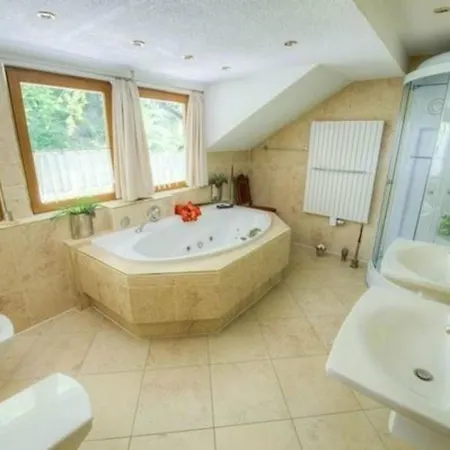Holiday home Mit See, Alleinlage Oppach